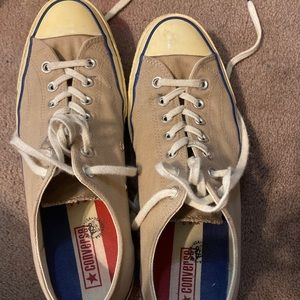 Men’s Converse, Size 10.5